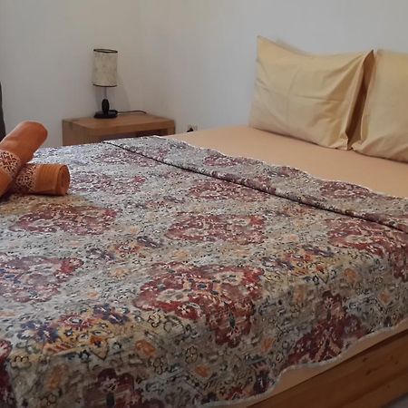 The Wayang Homestay Джокьякарта Экстерьер фото